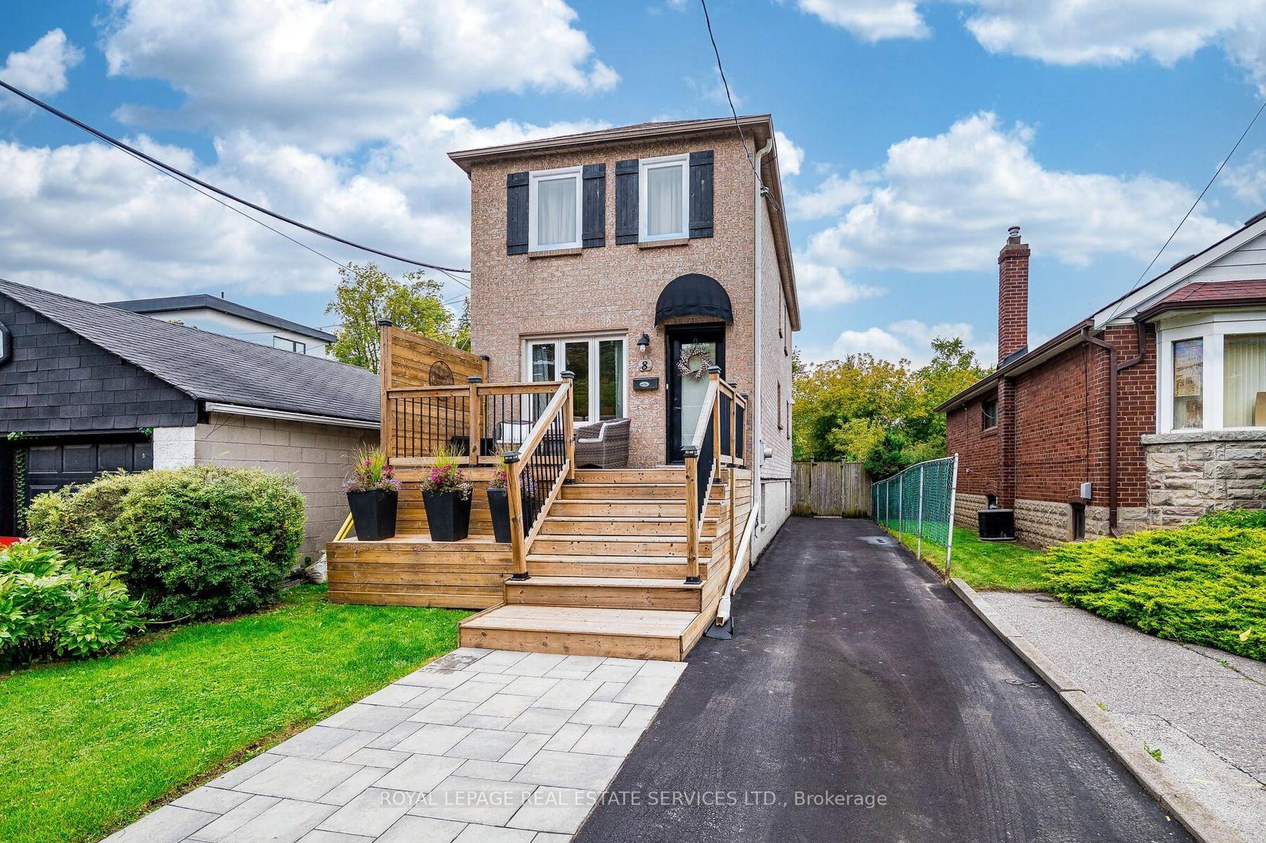 This simply delightful, recently renovated home offers turn key living, stylish updates amp ; modern decor in a wonderful, near the Lake location !