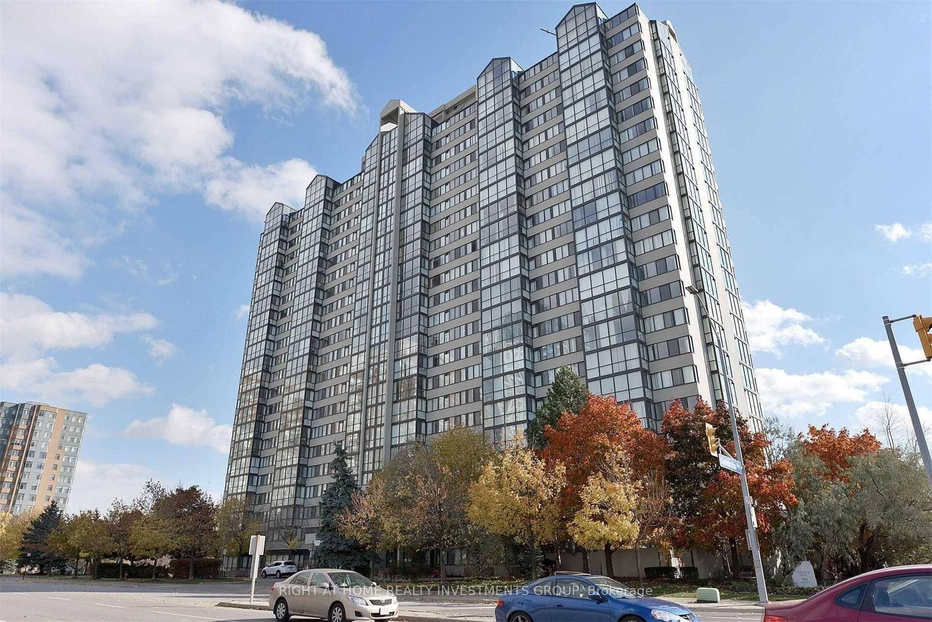 High Demand Location In The Heart Of Mississauga !