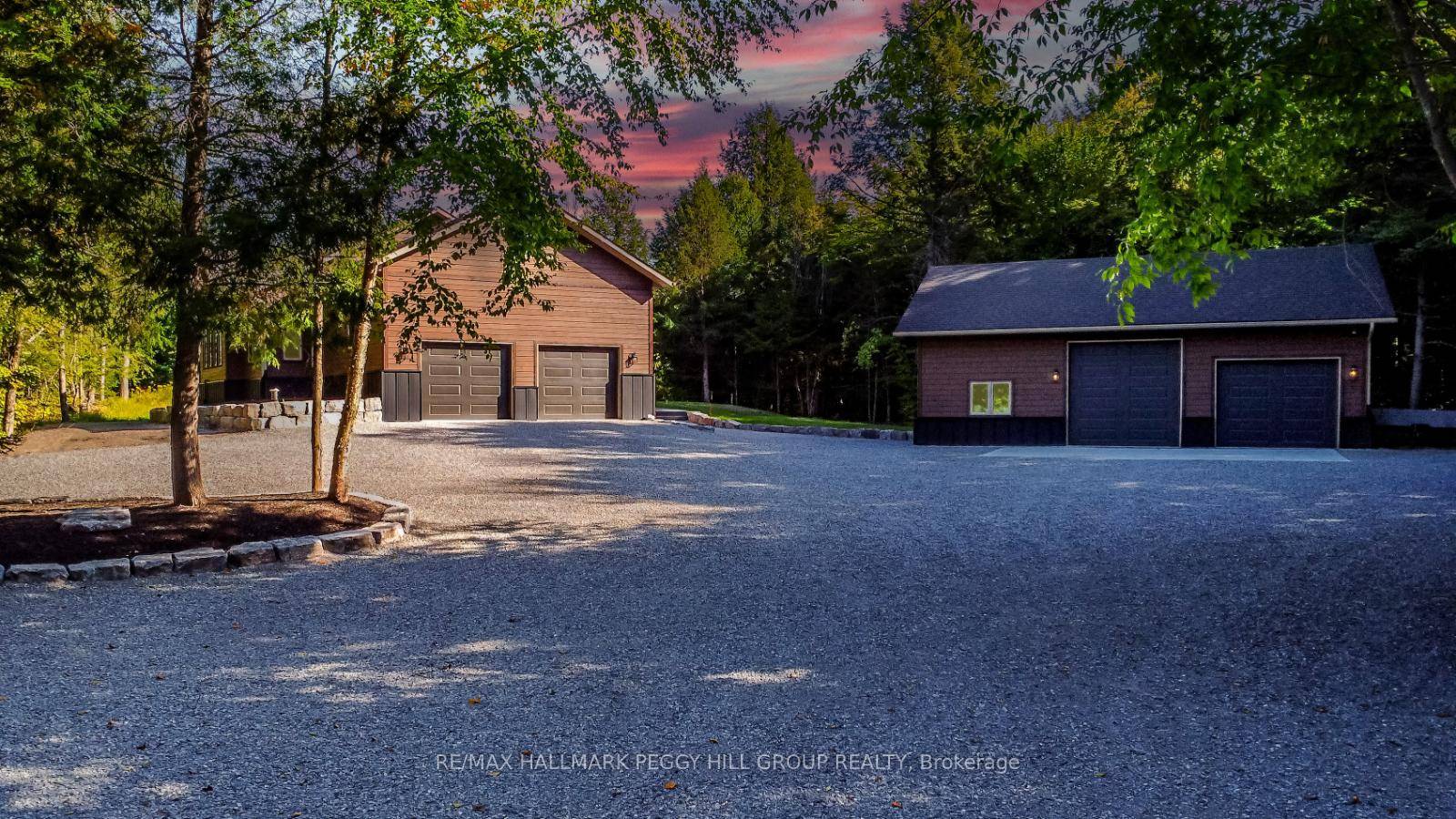 CUSTOM BUNGALOW ON OVER 16 PRIVATE ACRES WITH LUXURIOUS FINISHES amp ; DETACHED SHOP !