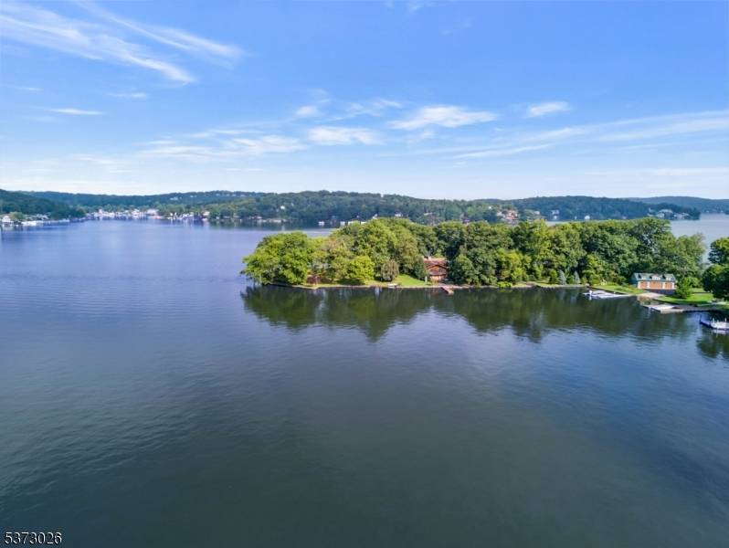 Chestnut Point Rare Lakefront Opportunity on Lake Hopatcong.