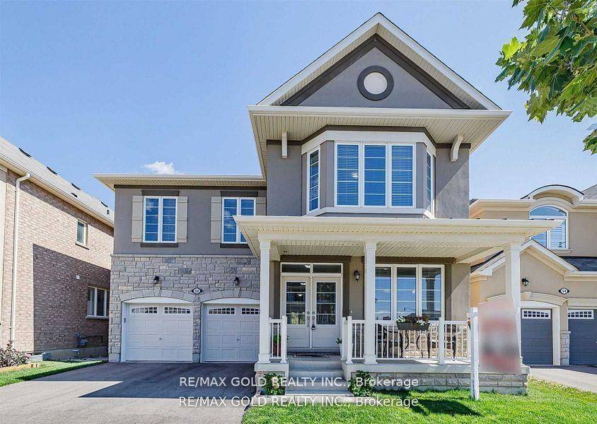 Charming Studio Apartment On a Scenic Walkout Ravine Lot with Trail Views !
