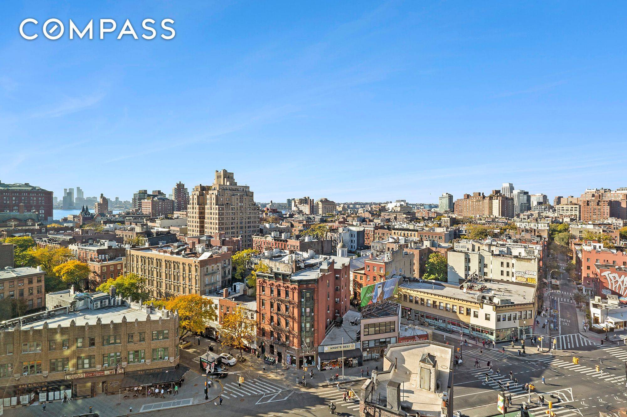SWEEPING CITY AND RIVER VIEWS !