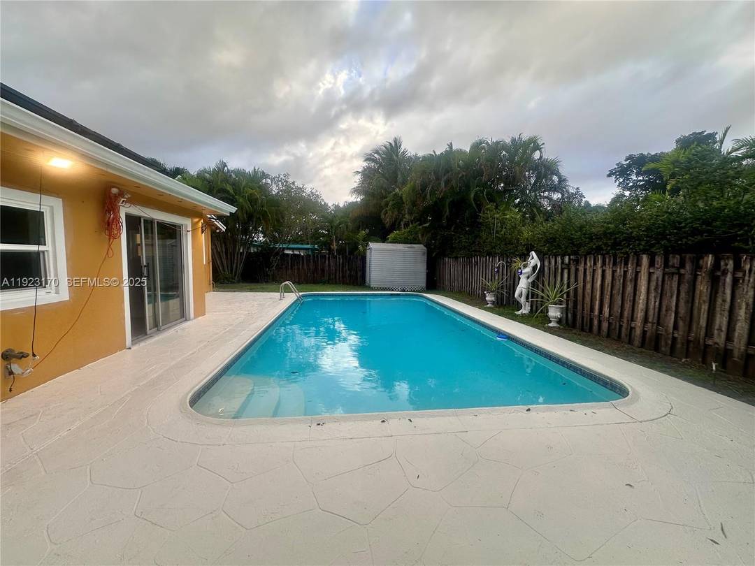 Welcome to your beautifully remodeled home in the heart of Cooper City !