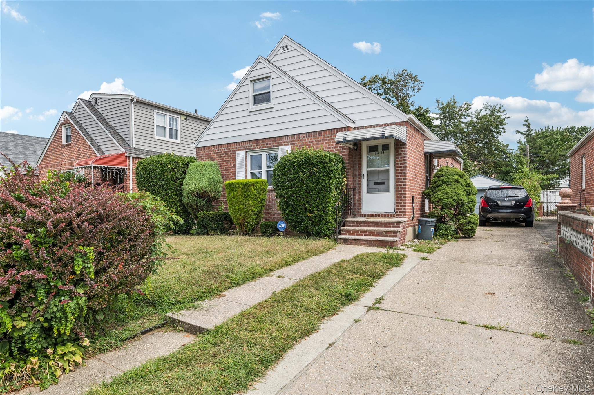 Charming Cape Cod Home in Desirable Bellerose, Queens !