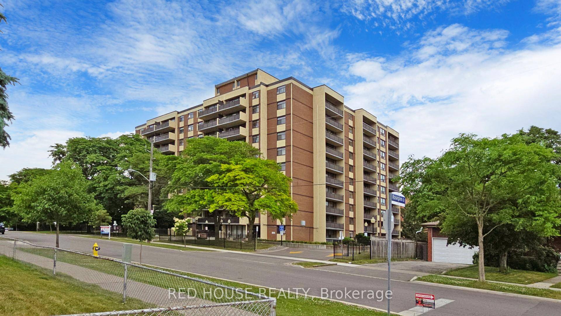 Offering 1, 029 sq ft of interior space plus an oversized private balcony approx.