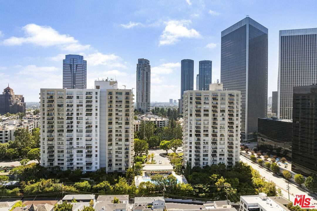 2170   Century Park East 1BR Beverlywood La