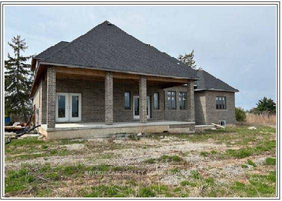 incredible Opportunity to Own a Custom Bungaloft on a Premium Lot !