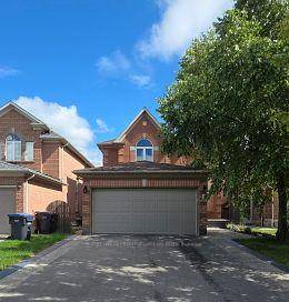 Immaculate detached home in a sought after Bolton neighbourhood, offering approximately 2, 650 sq.