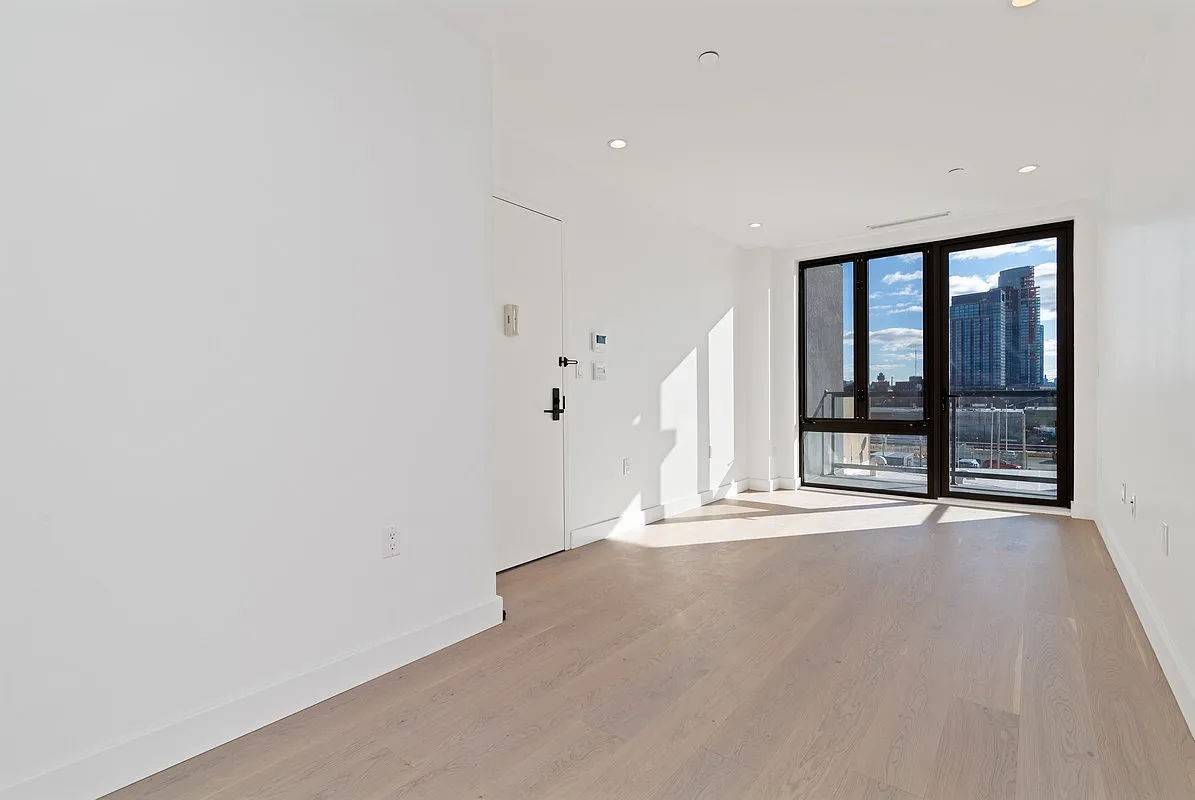 Bringing redefined luxury to Long Island City.