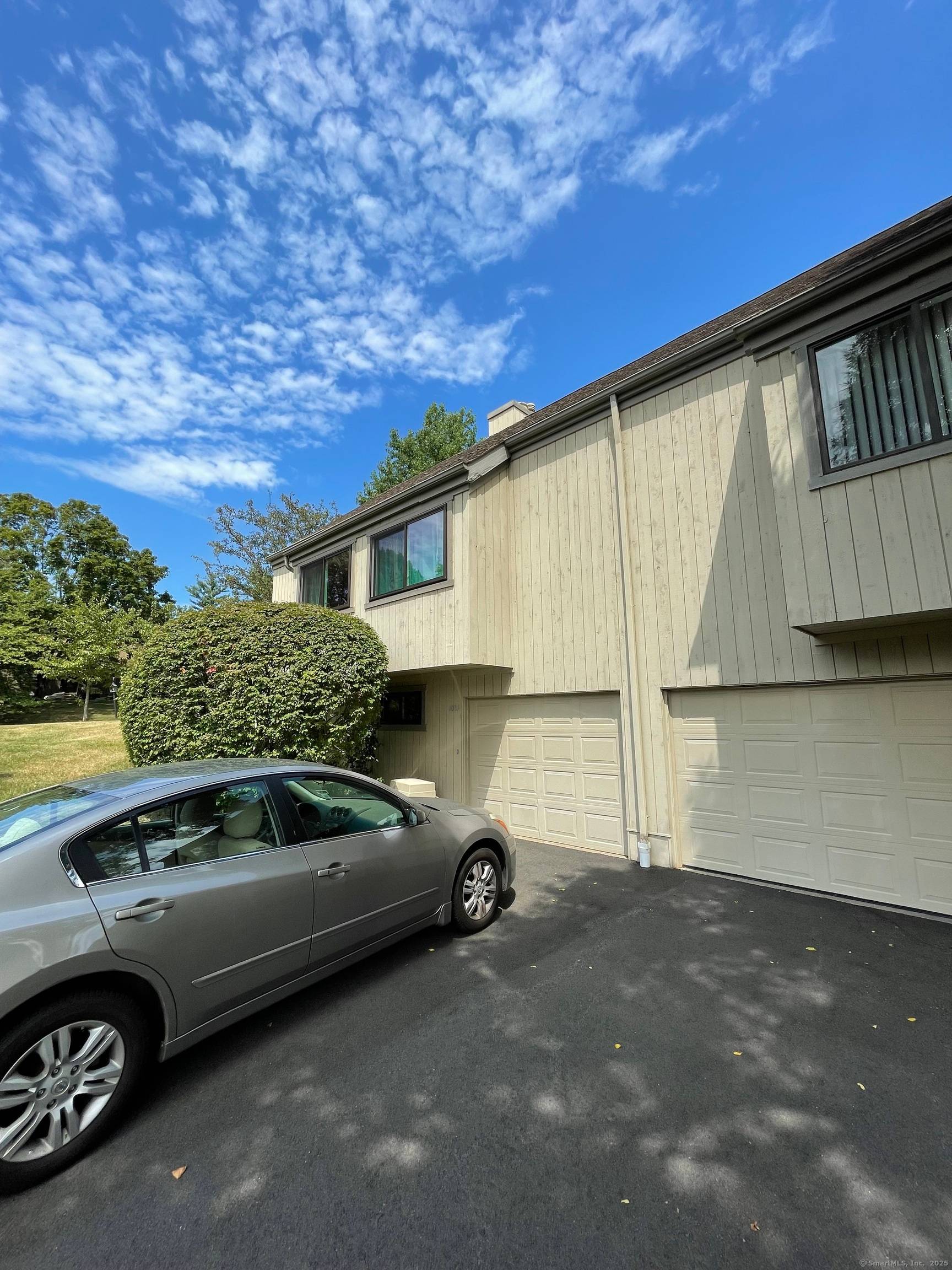 Welcome to 408 A Montauk Lane in the sought after Oronoque Village, an active and vibrant community tailored for those aged 55 and above.