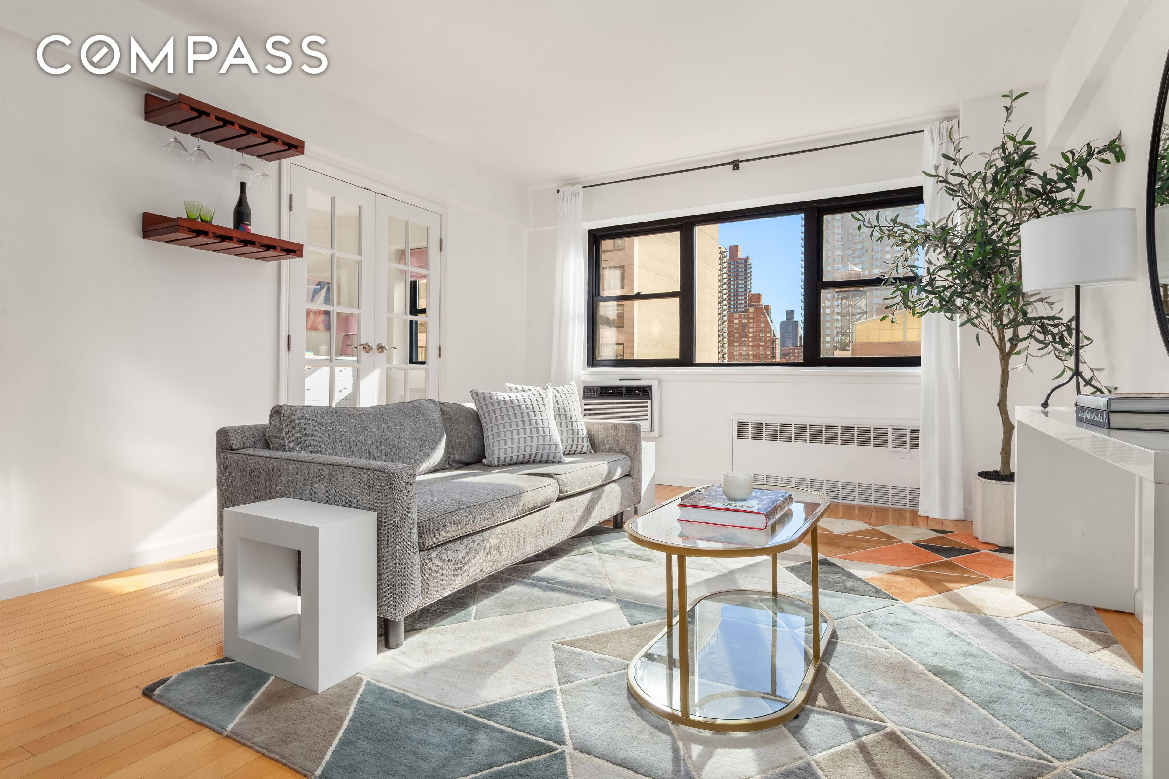 Just Listed ! Contact me to schedule a weekday or weekend showing.