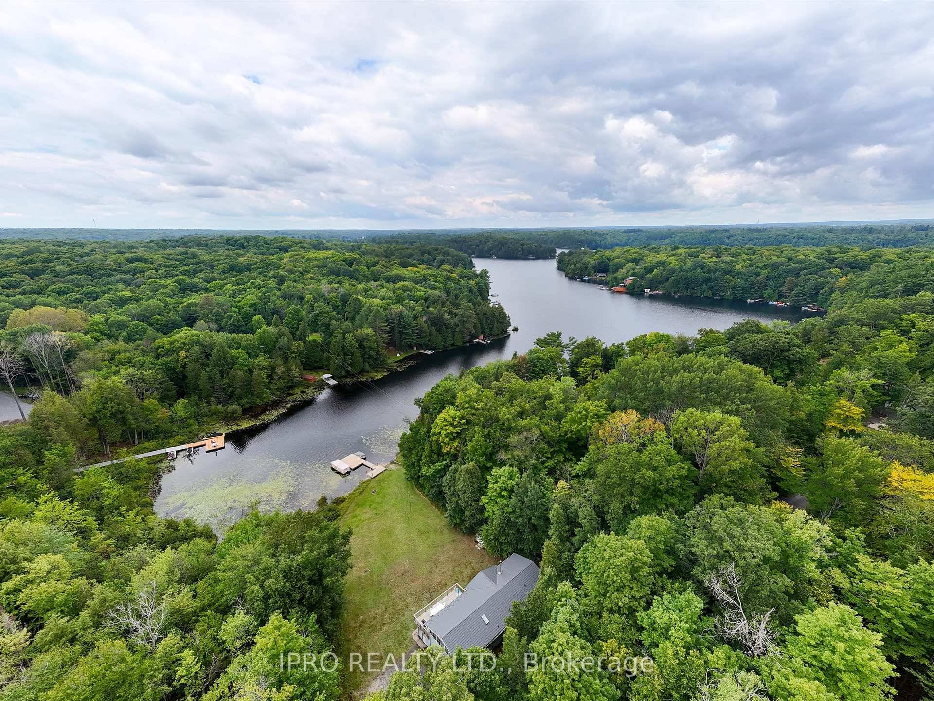 Welcome to the serene beauty of Otter Lake !