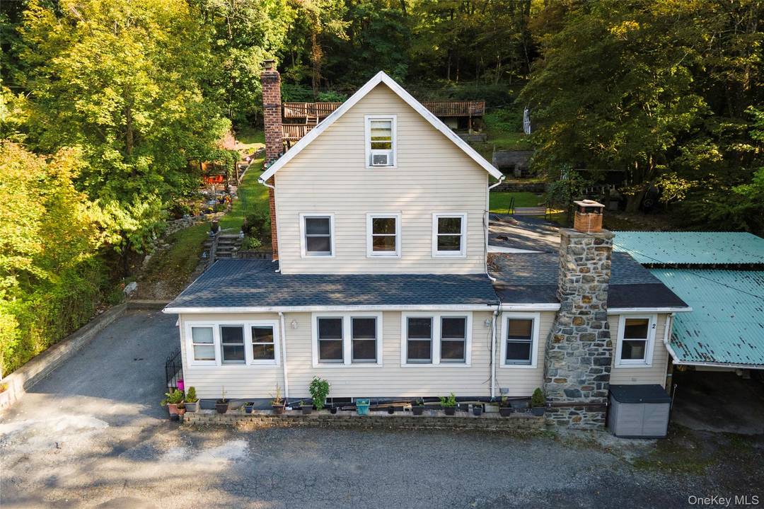 Welcome to an incredible opportunity in the highly sought after North Salem School District.