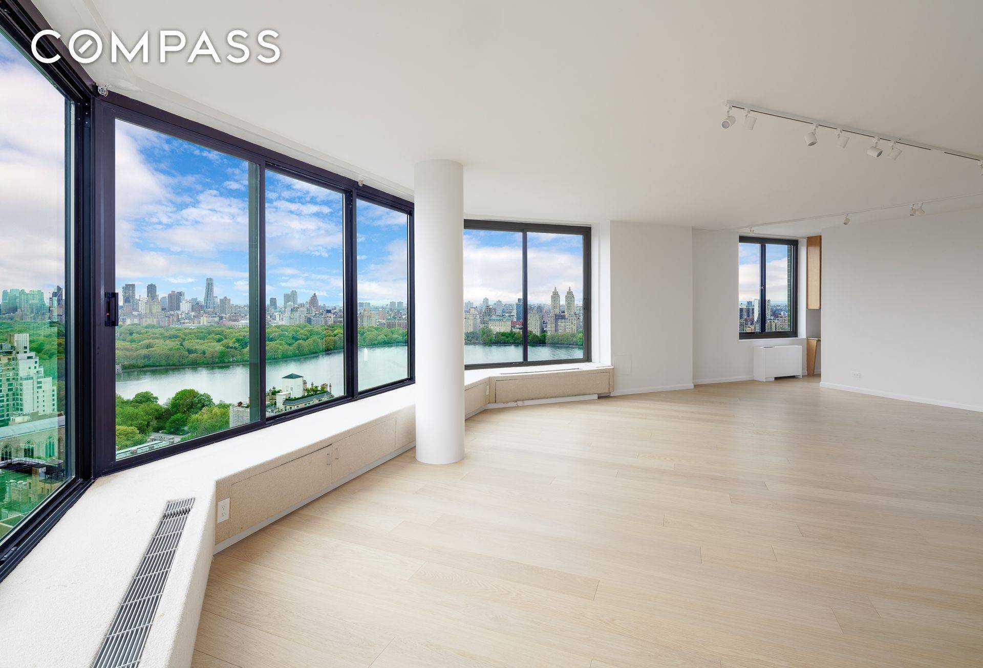 Penthouse 3 Bedroom with Stunning Central Park Reservoir views City Views !