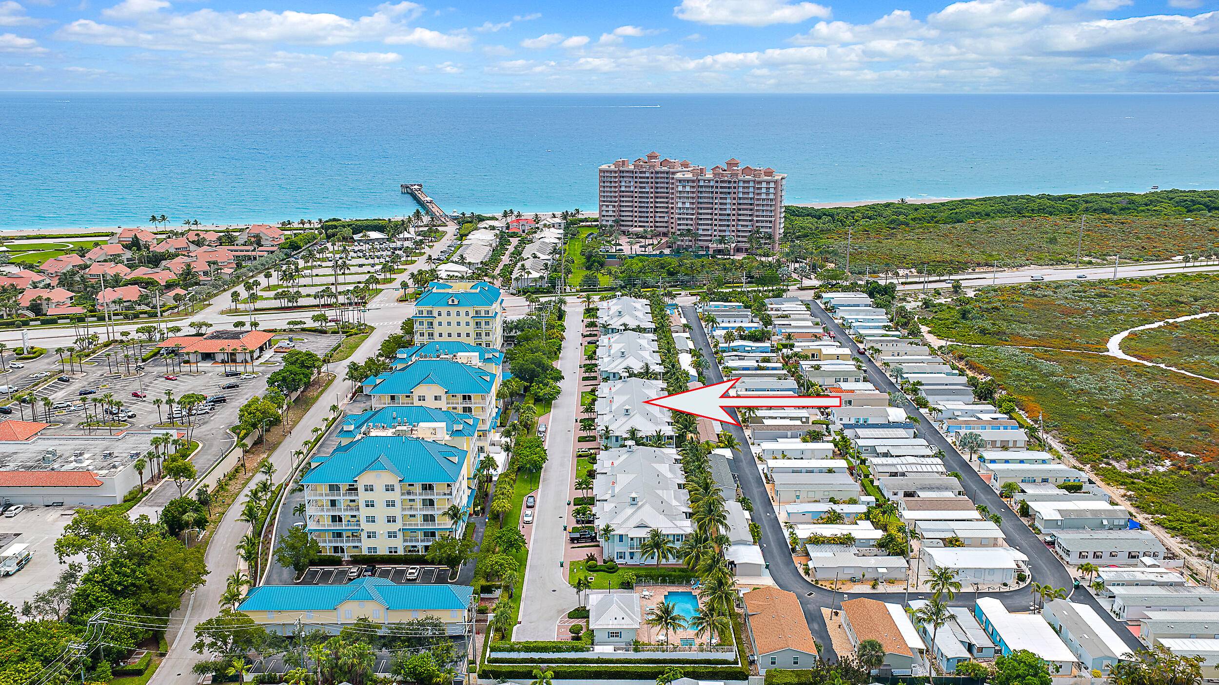 UNFURNISHED ANNUAL RENTAL AVAILABLE OCTOBER 1, 2025 JUST STEPS FROM THE BEACH AND THE JUNO PIER !