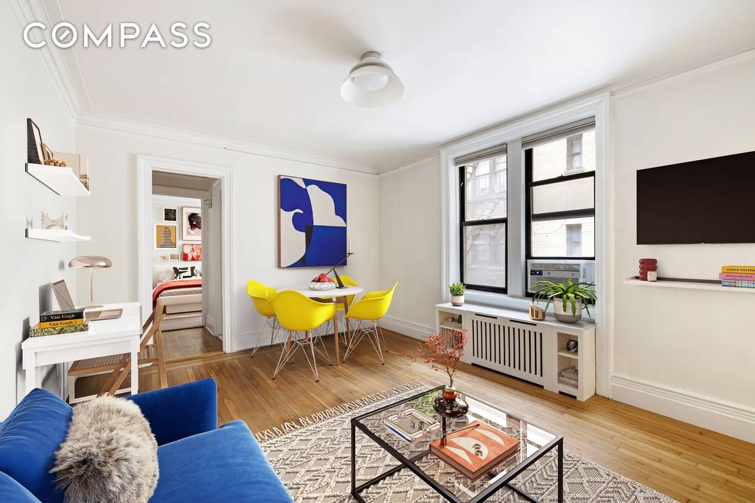 Beautifully Renovated One Bedroom with Prewar Details In the Heart of Chelsea !