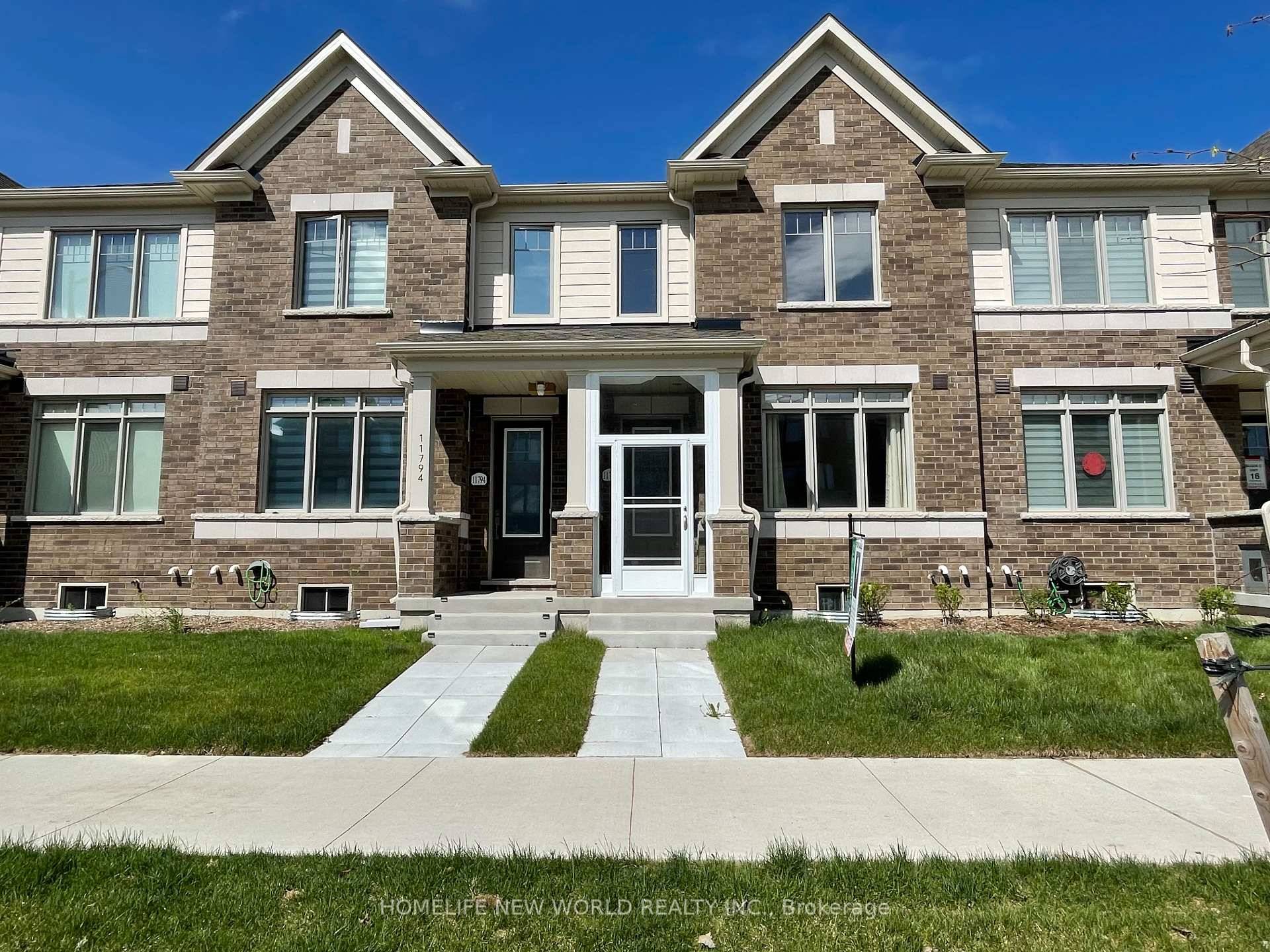 Discover this rare gem a stunning 1 year new 4 bedroom townhome nestled in a vibrant and fast growing community !