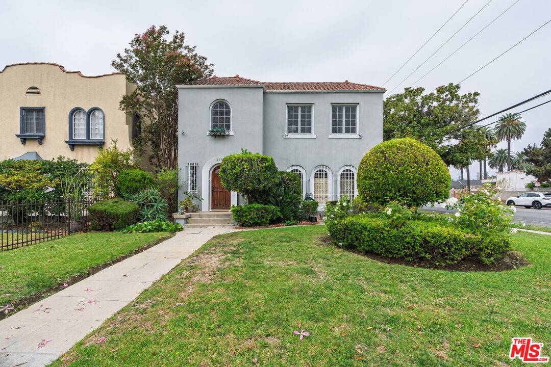 253  N Irving Blvd 4BR Mid Wilshire La