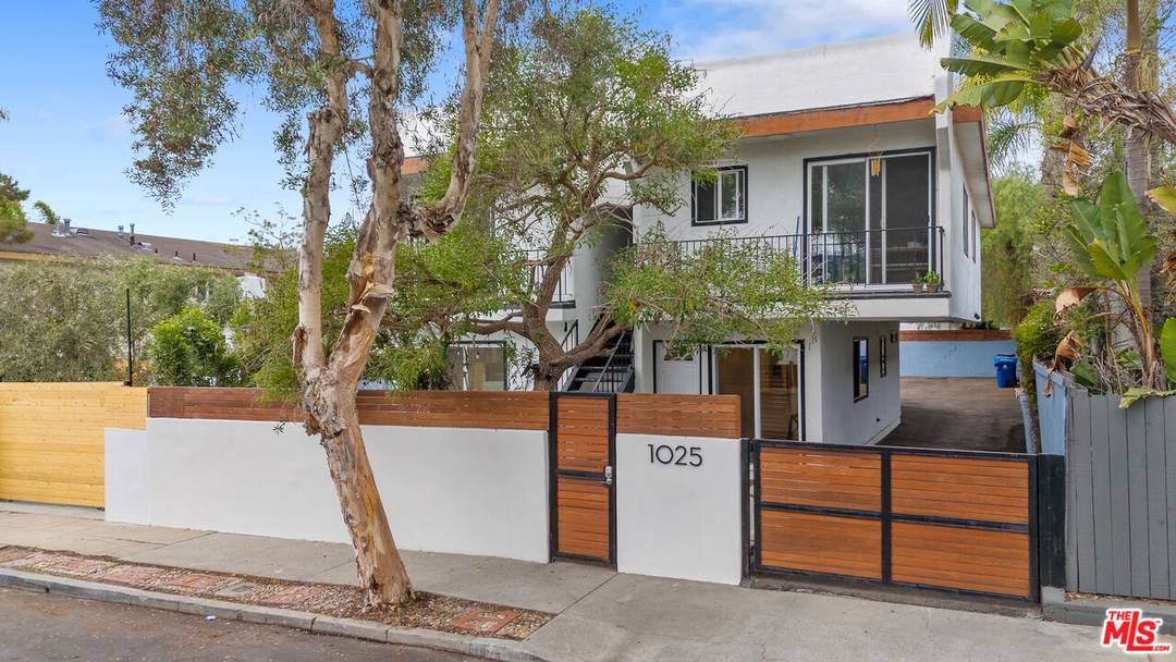 1025   Pleasantview Ave 8BR Marina Del Rey La