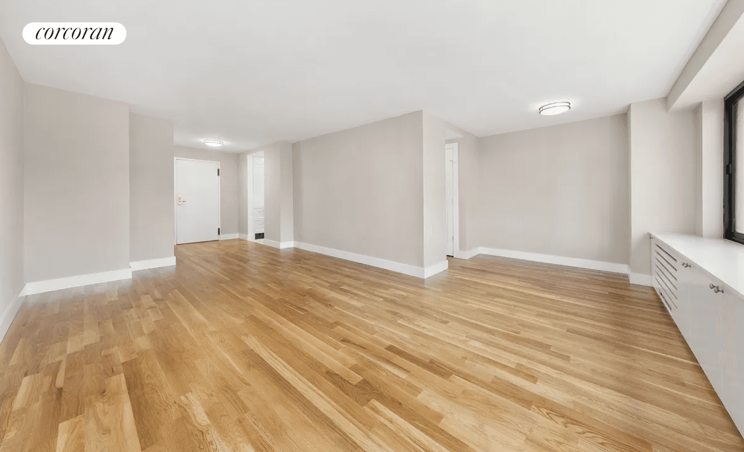 Be one to live in this newly renovated alcove studio just off Central Park.