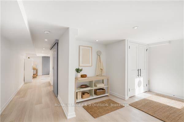 Stunning newly renovated 2 bdrm lower suite Nestled on a picturesque, tree lined street just south of College in the heart of Little Italy Boasting approximately 1, 000 s.