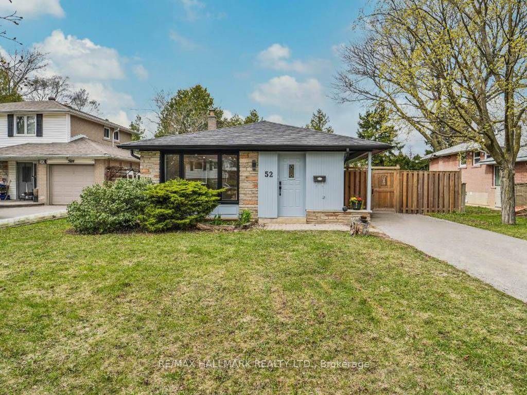 Welcome to this charming 3 bedroom, 2 bath back split home, perfectly situated on a quiet, family friendly crescent among million dollar properties.