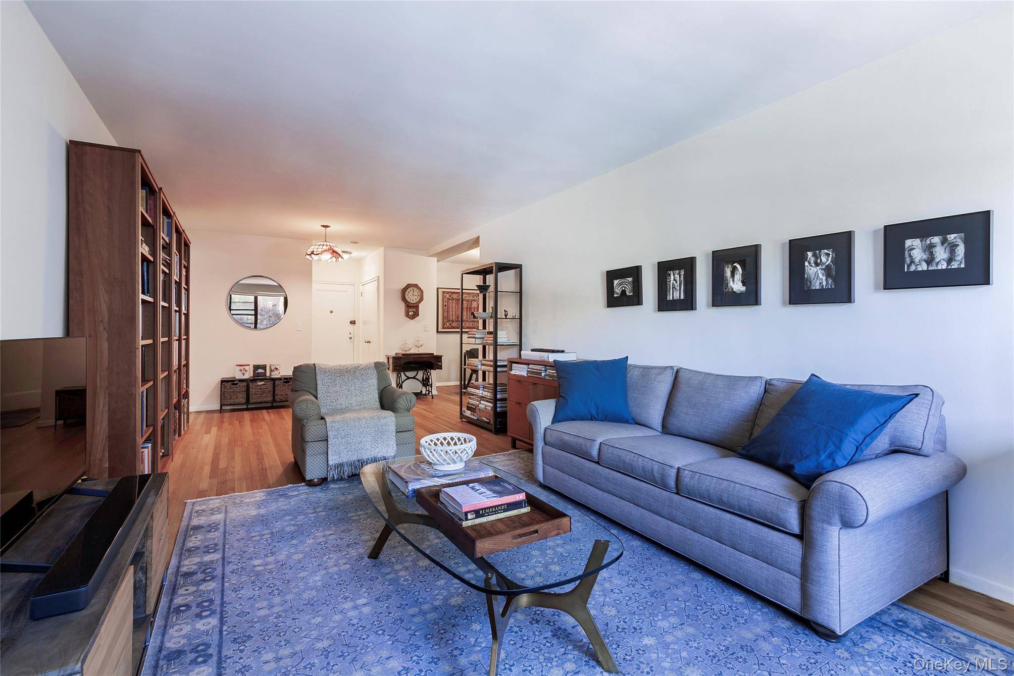 Best of both worlds ! This large, 3 bedroom 2 bath apartment w Balcony is in Central Riverdale, an area that offers a peaceful, relaxed atmosphere with a touch of ...