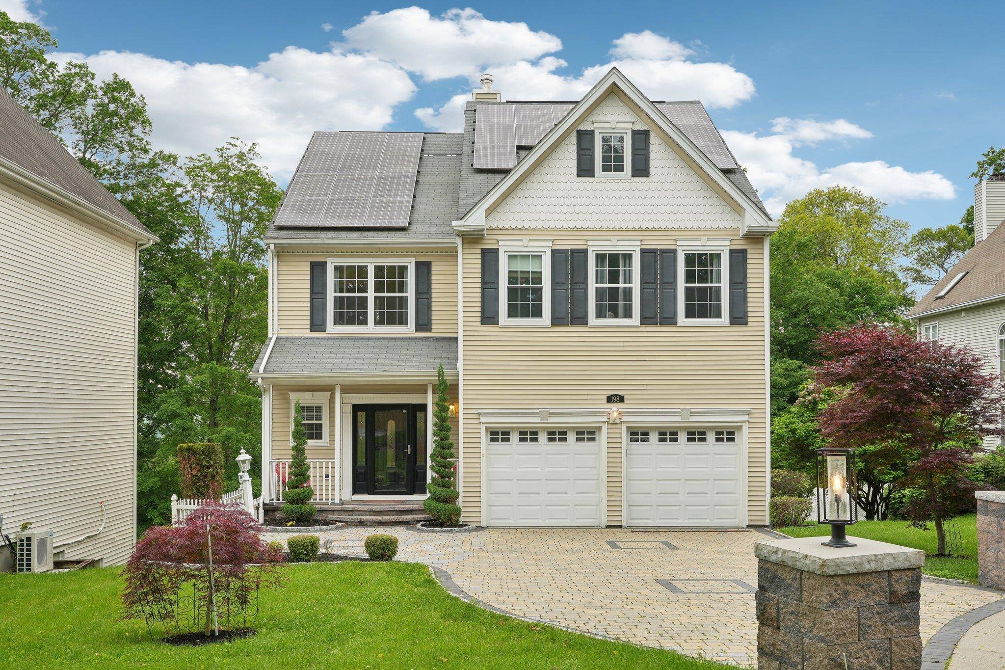 Welcome to Your New Home in Forest View !
