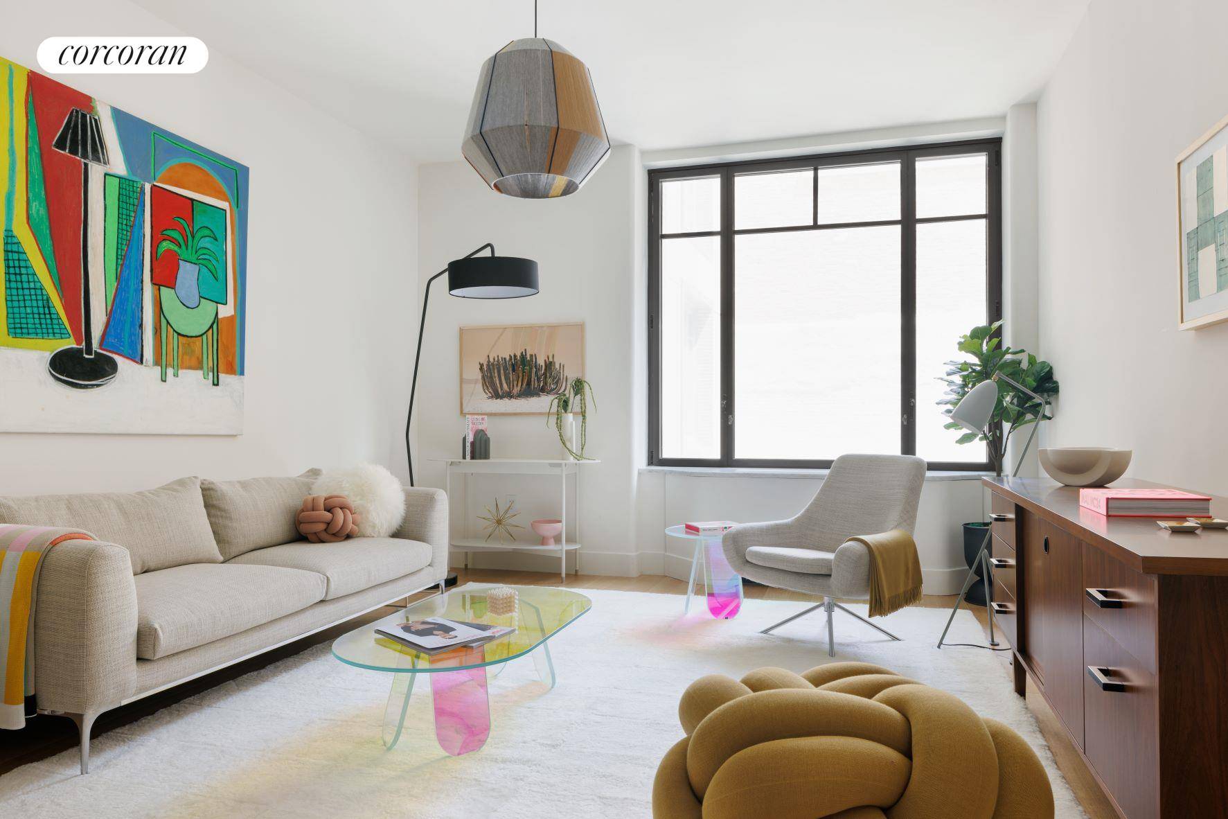 First resale of the largest one bedroom line at Greenwich West.