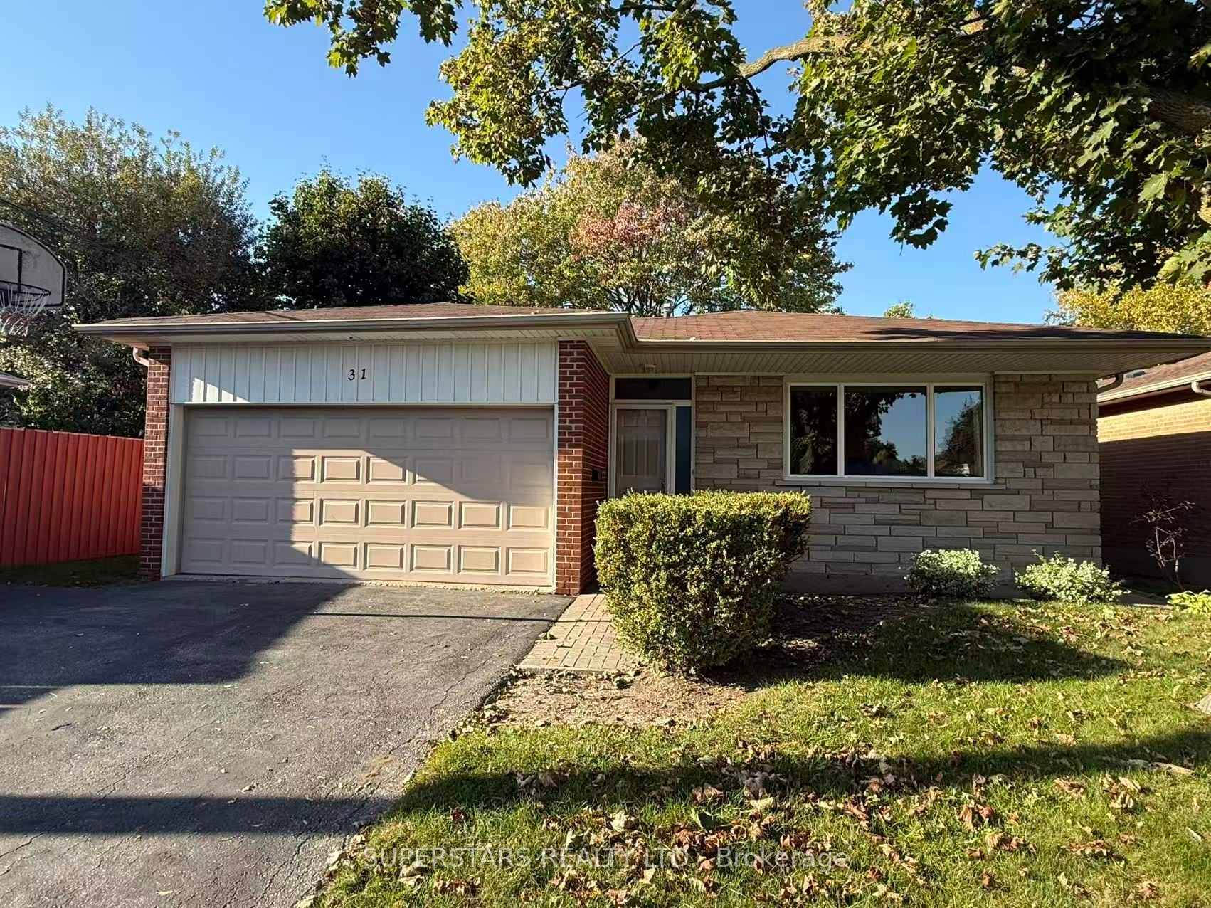 Beautiful and Well Maintained 3 Bedroom Home in the Heart of Unionville.