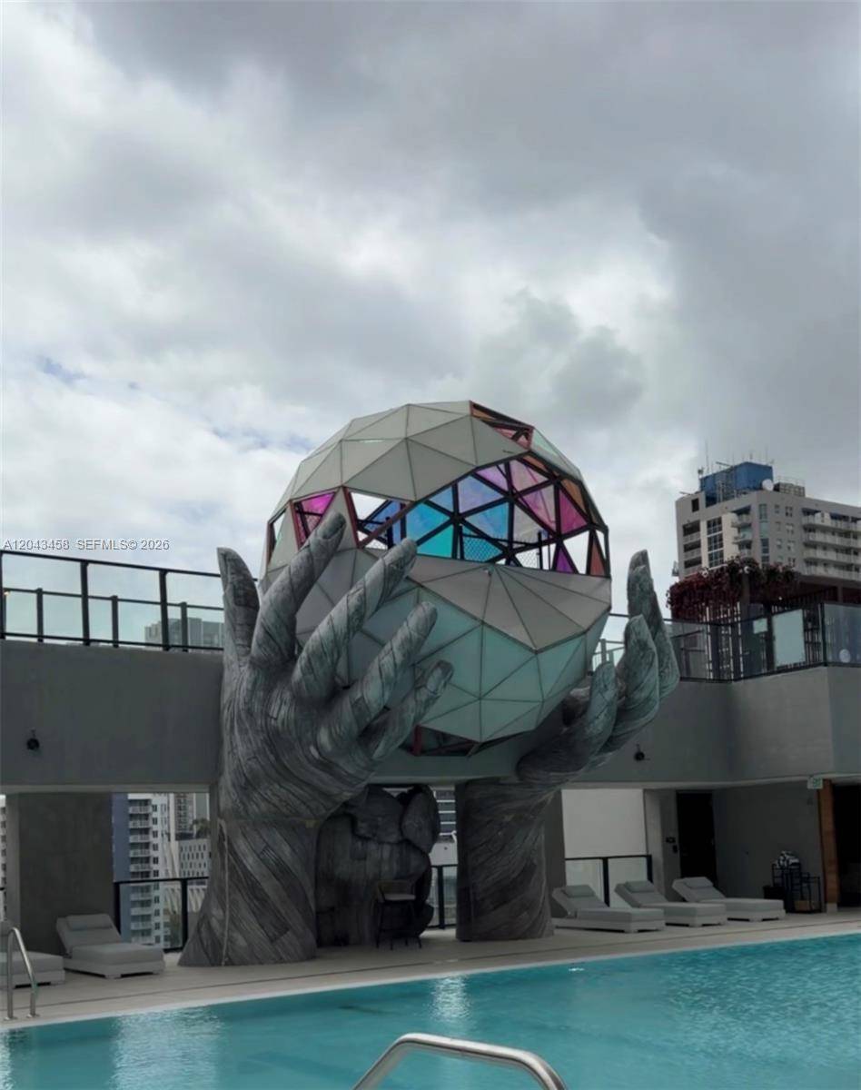 Rare opportunity to own a stunning Signature Residence at the iconic E11EVEN Hotel amp ; Residences in the heart of Downtown Miami.