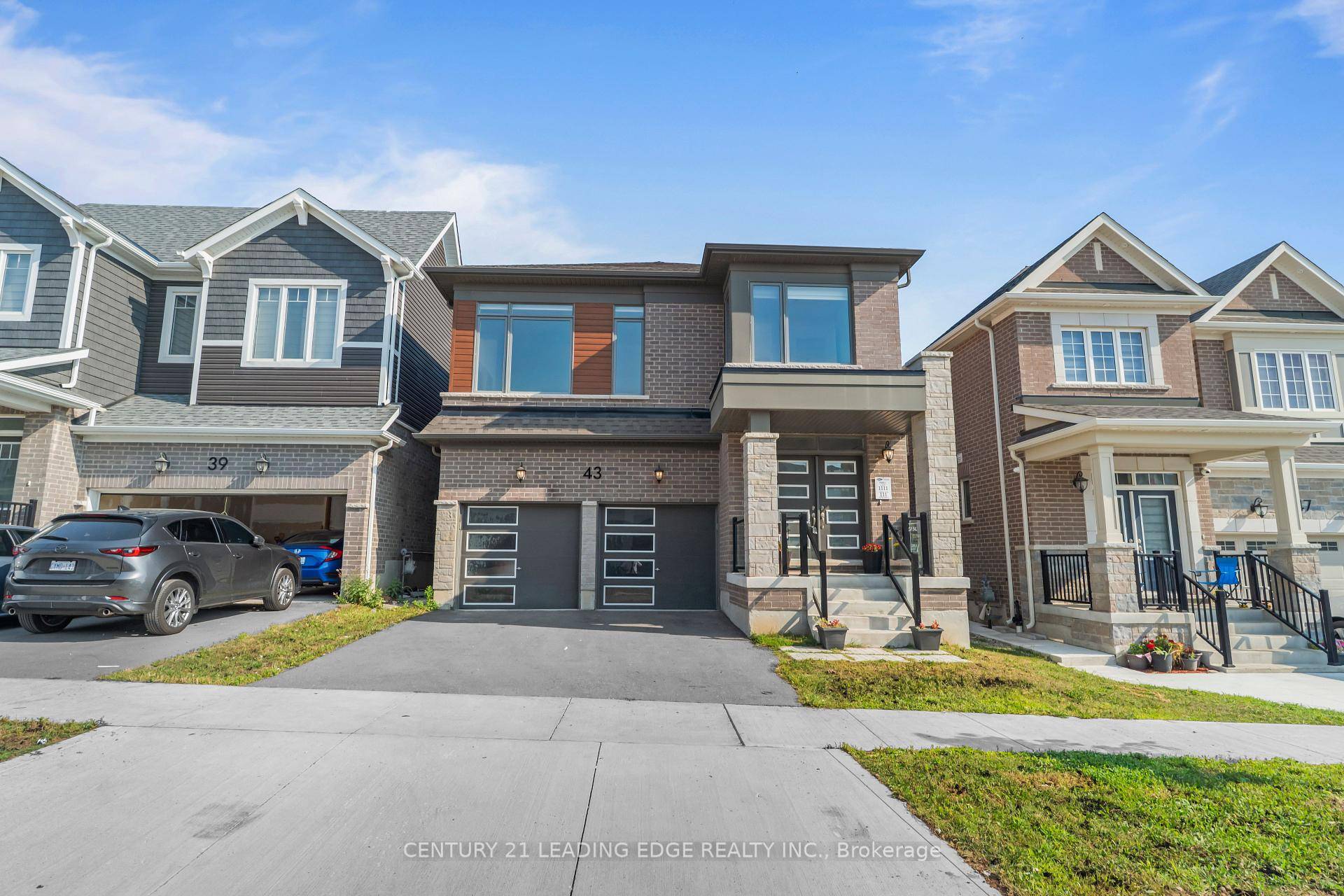 Brand New Detached Home with Premium Upgrades !