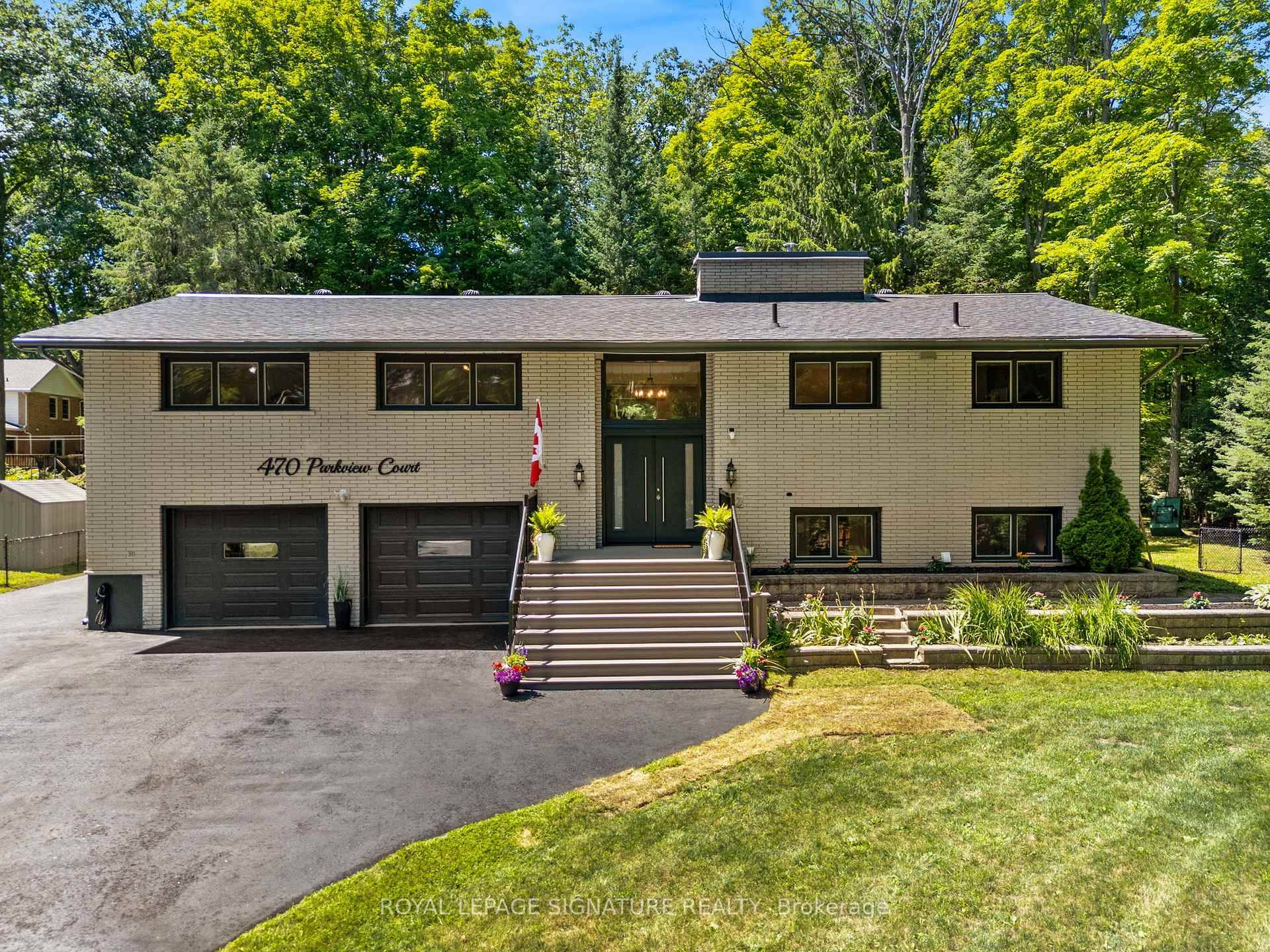Experience the perfect blend of lifestyle, luxury, and location in this exceptional executive raised bungalow fully above grade with no basement tucked away on a quiet, tree lined court in ...