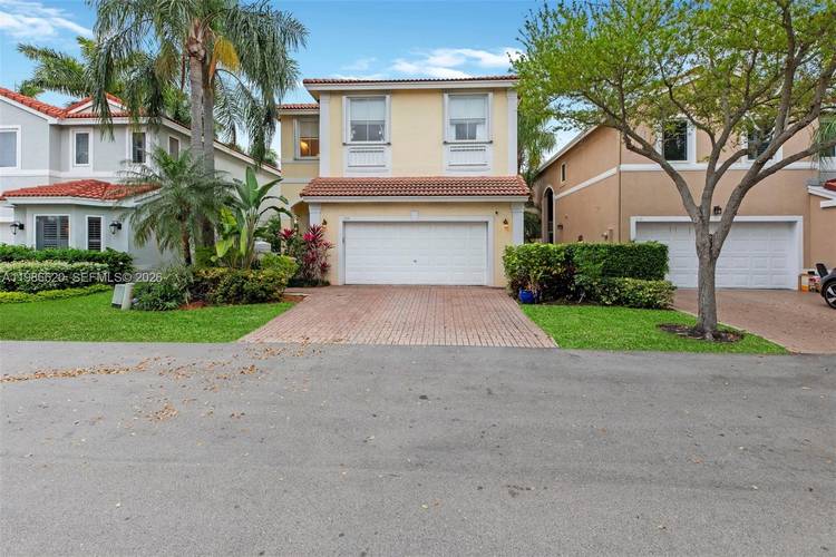 SPACIOUS AND BRIGHT newly painted 4 bedroom, in WESTLAKE VILLAGE GATED COMMUNITY.