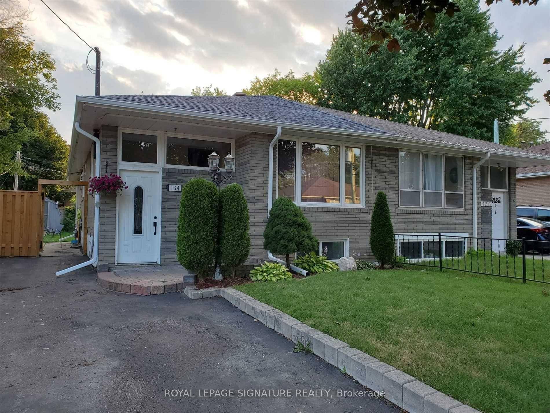 Bright And Very Clean 2 Bedrooms Legal Basement Apartment,.