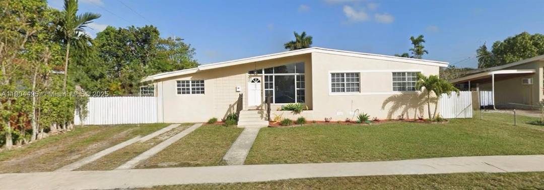 Back on the market ! Discover this beautifully styled home With approx 1, 500 sq ft of living space on a large lot in Miami s sought after Westchester Coral ...