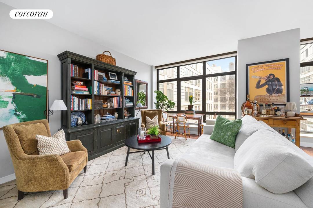 Residence 4GW at One Morton Square is a chic and tranquil two bedroom, two bathroom residence that perfectly captures the essence of refined West Village living.