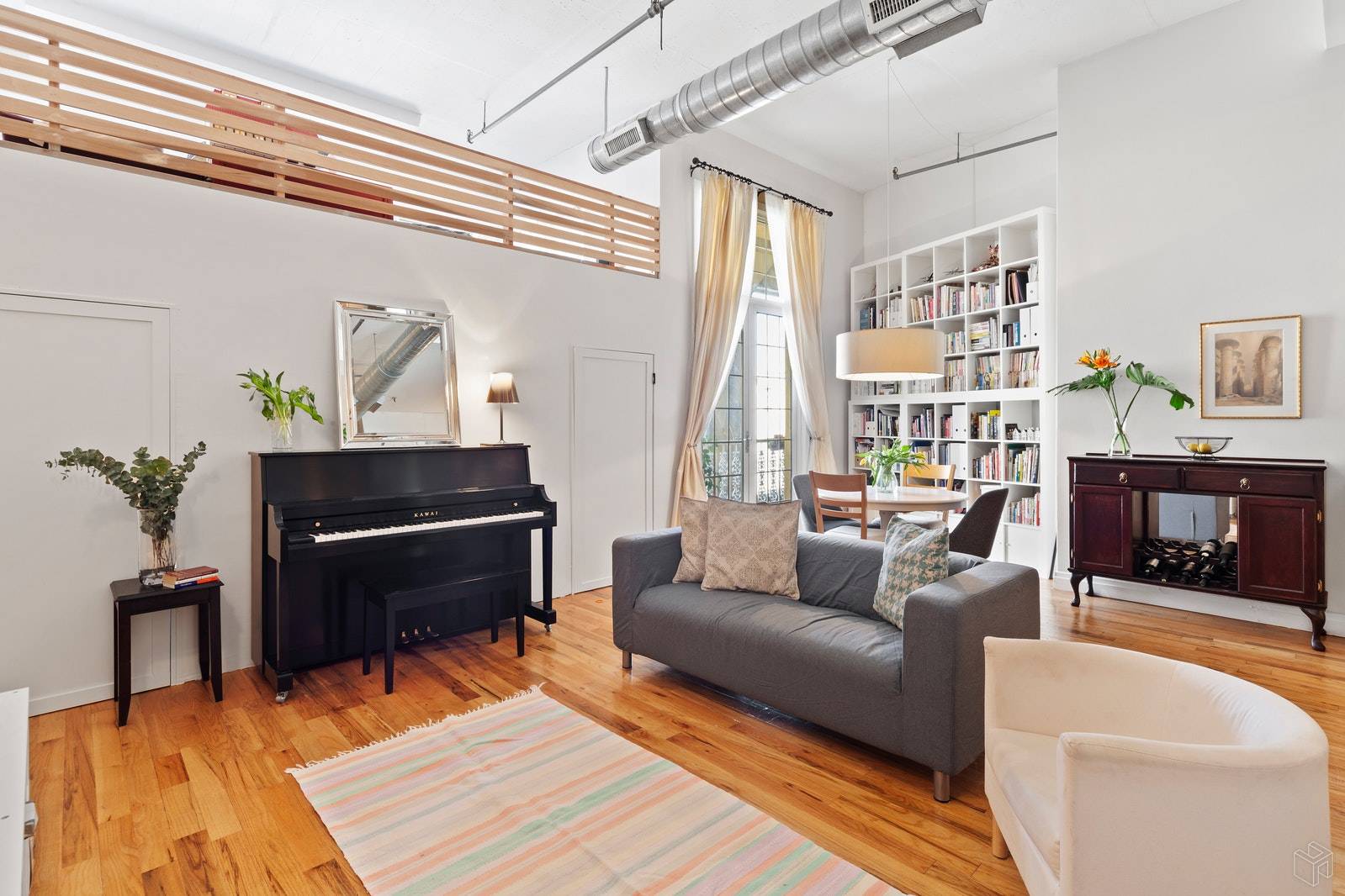 A giant loft, in an historic building, in a trendy neighborhood AND affordable ?