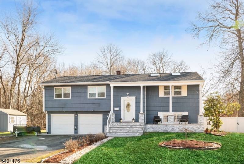 Tucked away at the end of a quiet cup de sac, this well maintained 2196 sq.