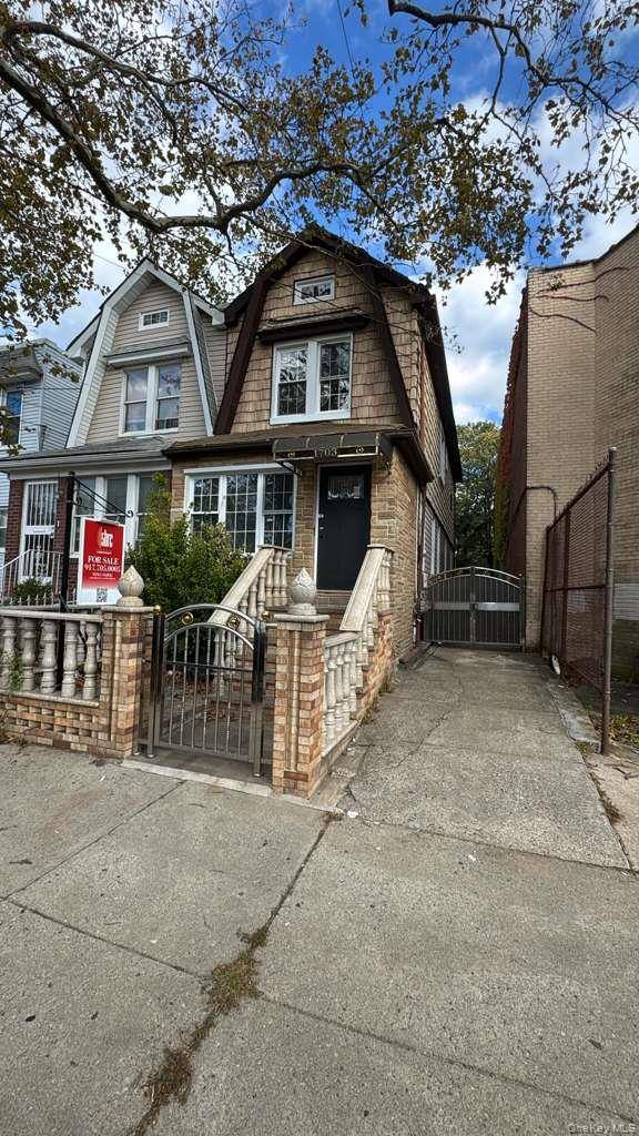 1703 E 46th St, Brooklyn, NY 11234 Welcome to this fully renovated gem in the heart of Brooklyn !