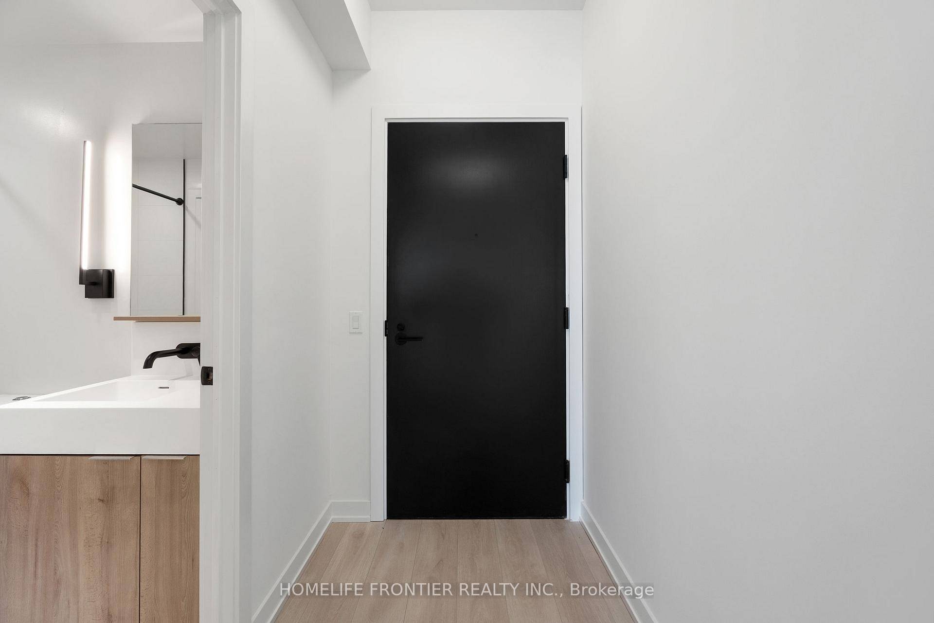 Welcome to Suite 3211 at Line 5 Condos !