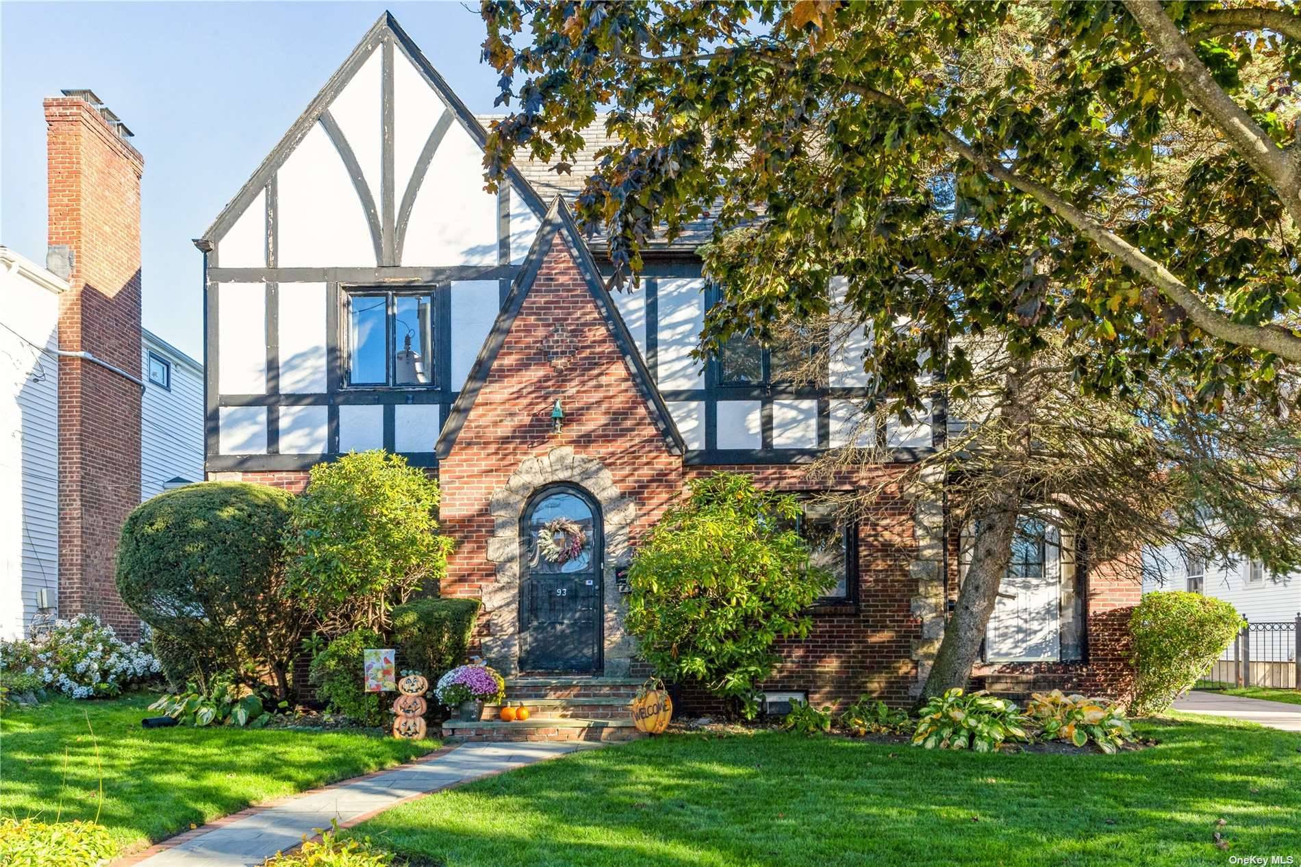 Classic Tudor style home on a desirable block in Floral Park blocks from heart of Village, LIRR, restaurants and houses of worship.