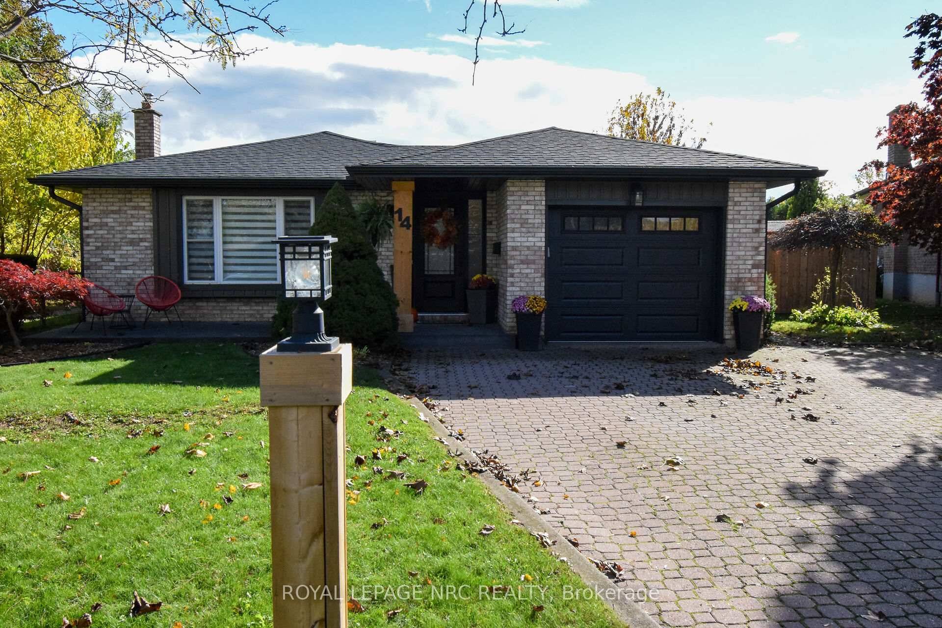 BEAUTIFULLY UPDATED 3 1 BED, 2.