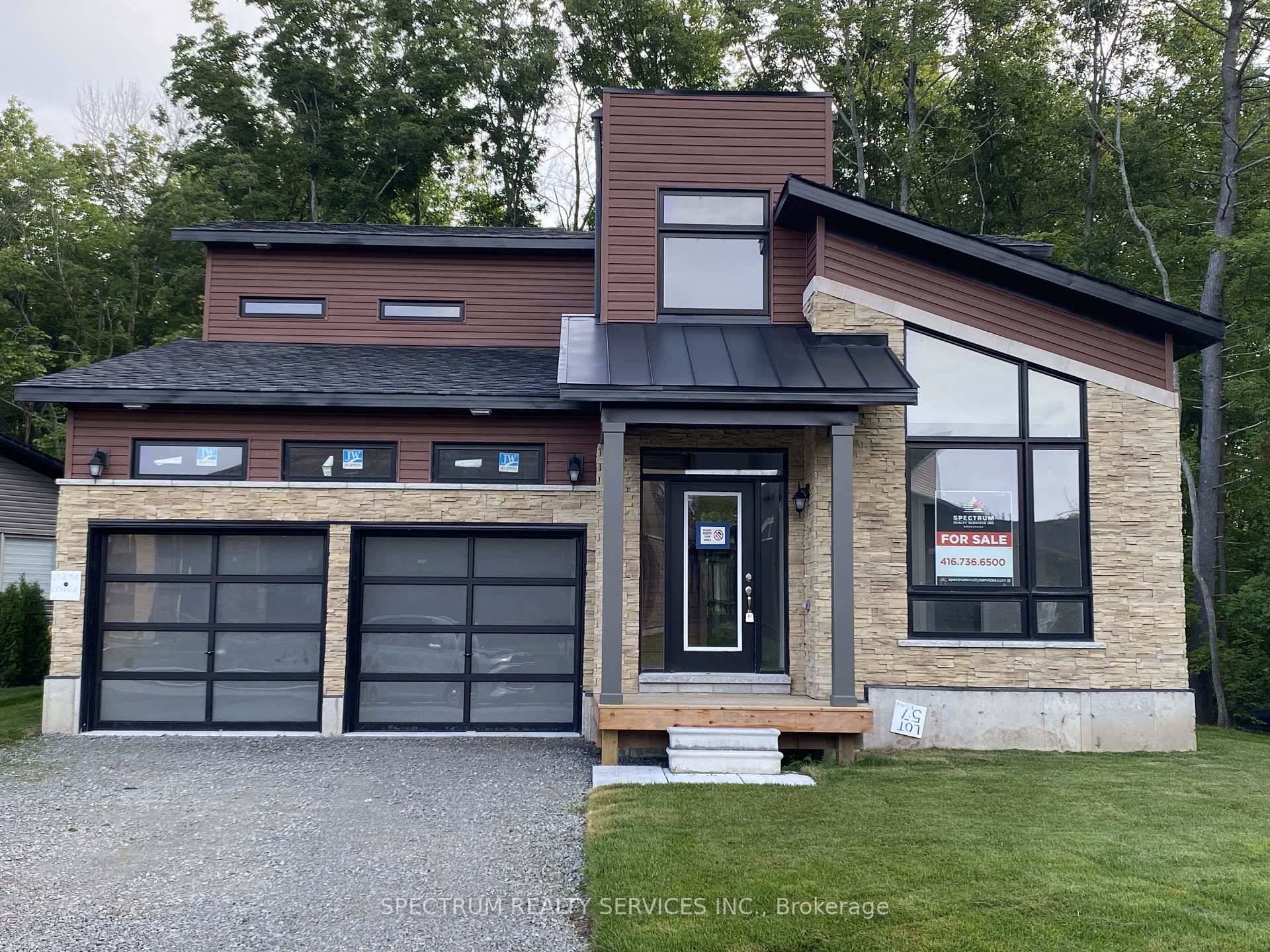 Golf, tennis, boating, fishing, skiing, swimming, hiking, biking, when you live at Oak Bay, your home is just steps to the Oak Bay Marina right on Georgian Bay.