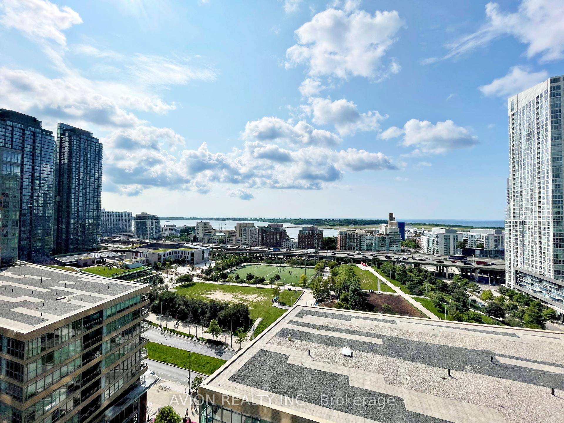 Stunning South Facing Unit With Expansive Views Of The Lake And Park, In Prime Downtown Cityplace.