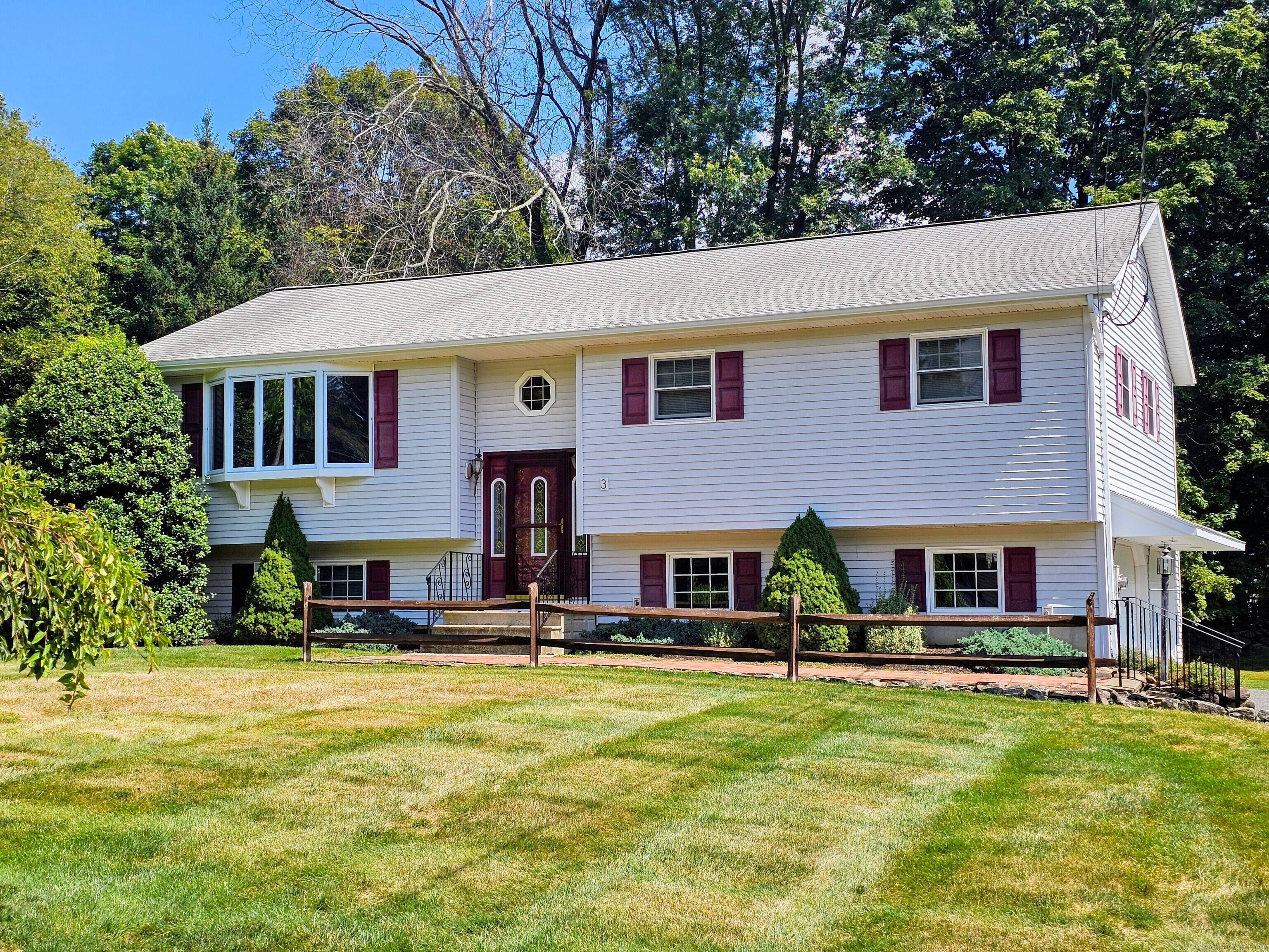 Lovingly Maintained Raised Ranch in Prime Location Nestled in one of the area's most sought after neighborhoods, this beautifully cared for raised ranch offers the perfect blend of comfort, style, ...
