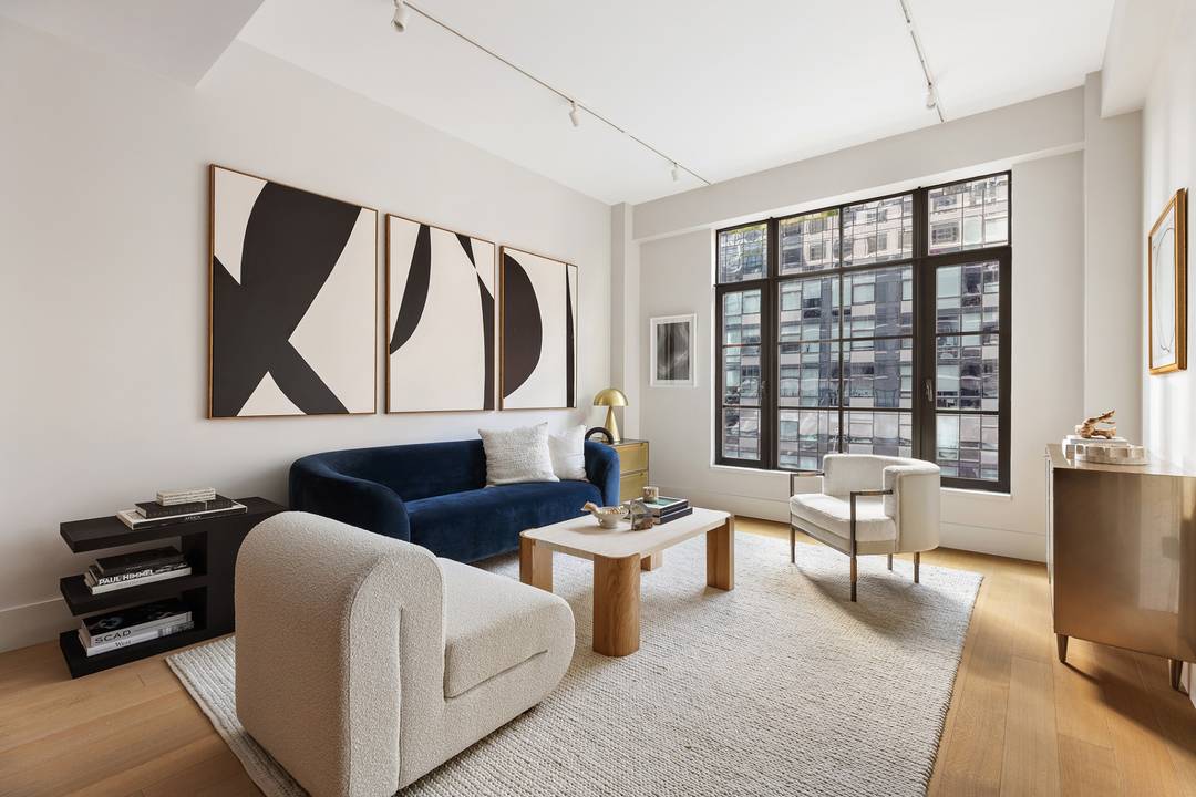 FEATURES Kitchen Cabinets by bespoke Italian designers Uno Contract Full Suite of Miele Appliances Vented Miele 36 Slide Out Range Hood Honed Arabescato Bluette Marble Countertops LED Track Lighting Throughout ...