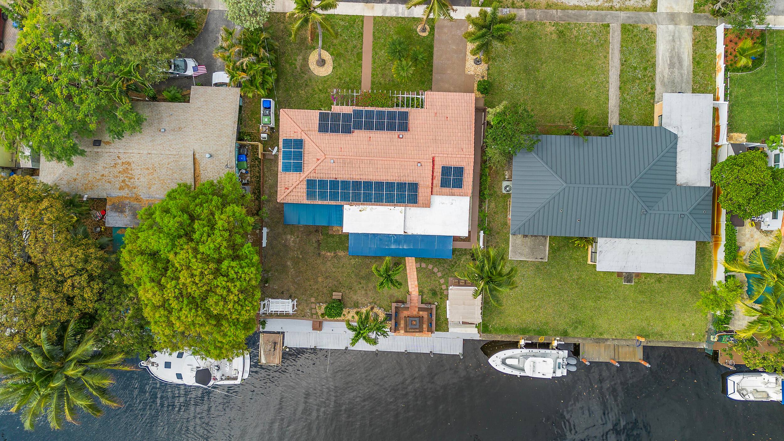 Welcome to your waterfront dream home in desirable Flamingo Park !