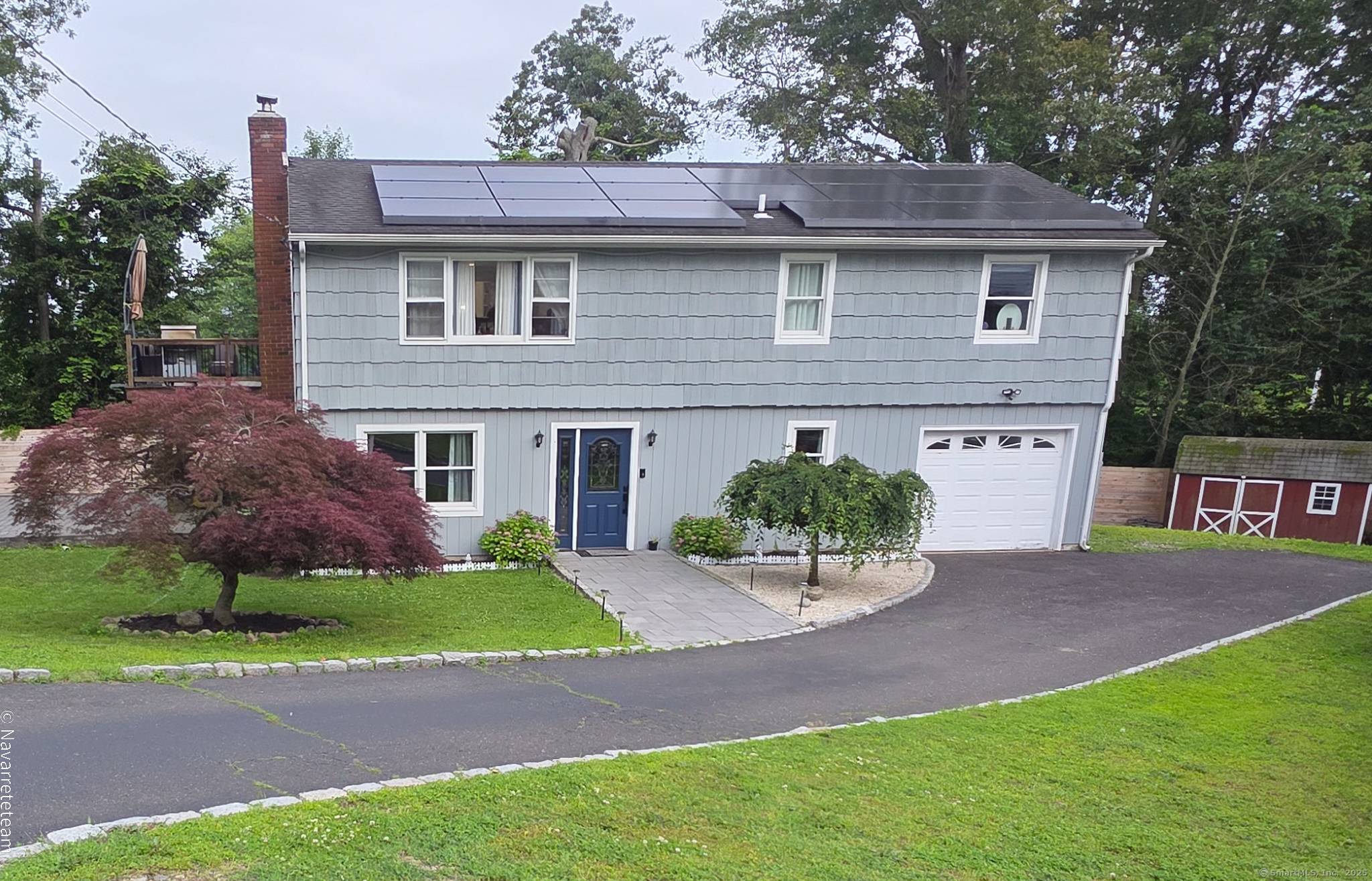 Quiet cul de sac ! move right into this beautifully updated, bright home located on Upon entry, The upper level features an open concept layout with hardwood floors, crown molding, ...