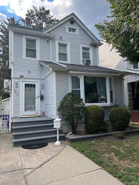 You'll love this spacious colonial just minutes away from major highways and 20 min from NYC.